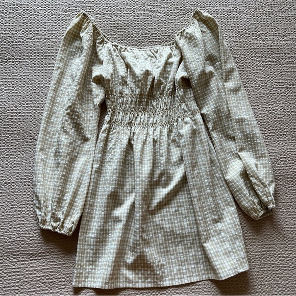 Macy’s Long Sleeve Lightweight Checkered Neutral Dress - Picture 3 of 6